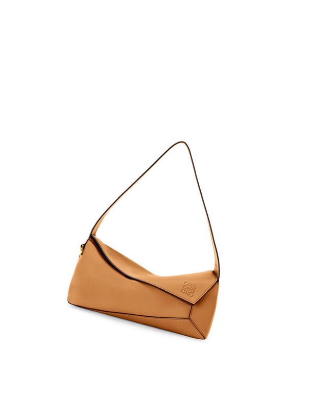 Loewe Puzzle Hobo bag in nappa calfskin Warm Desert | XY0729685