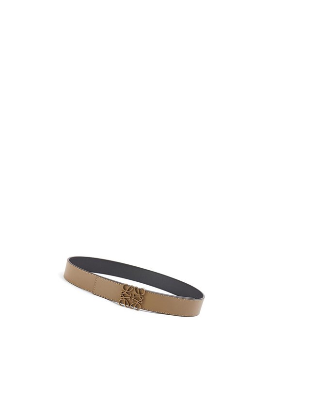 Loewe Reversible Anagram belt in smooth calfskin Dark Toffee / Black / Khaki Green | ZI6509732