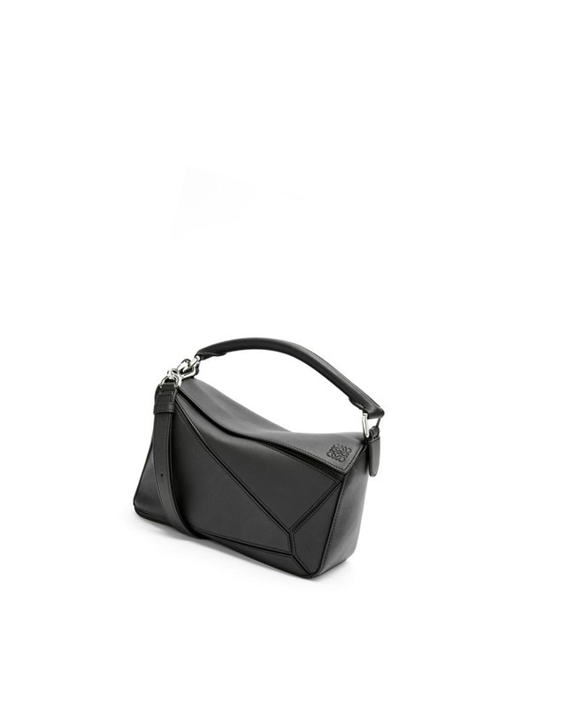 Loewe Small Puzzle bag in classic calfskin Black | YA6492705