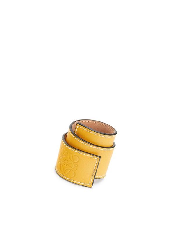 Loewe Small slap bracelet in calfskin Yellow | KH9615432